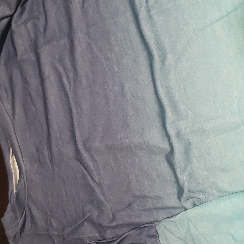 💙New boutique ombre tunic - Picture 7 of 12